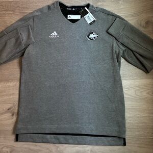 NWT Northern Illinois University Huskies V-Neck Pullover Sweatshirt Size Large